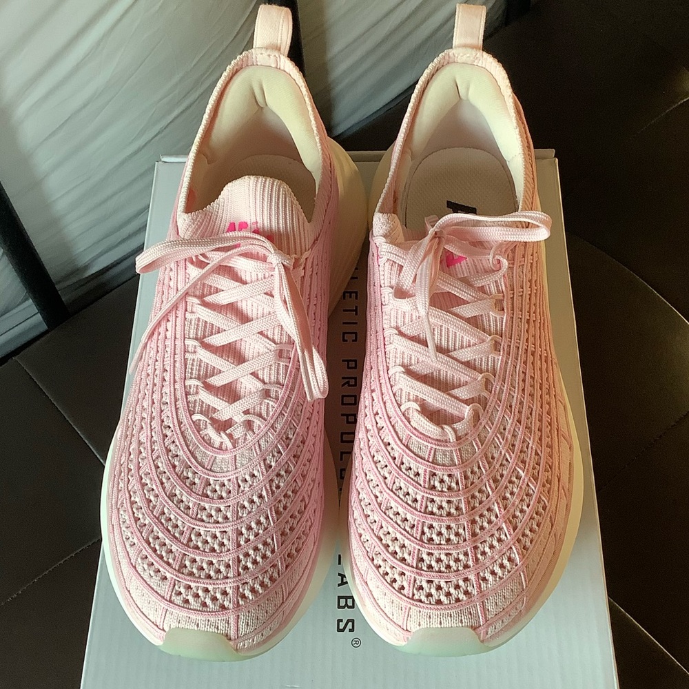 APL TechLoom Zipline in
Bleached Pink